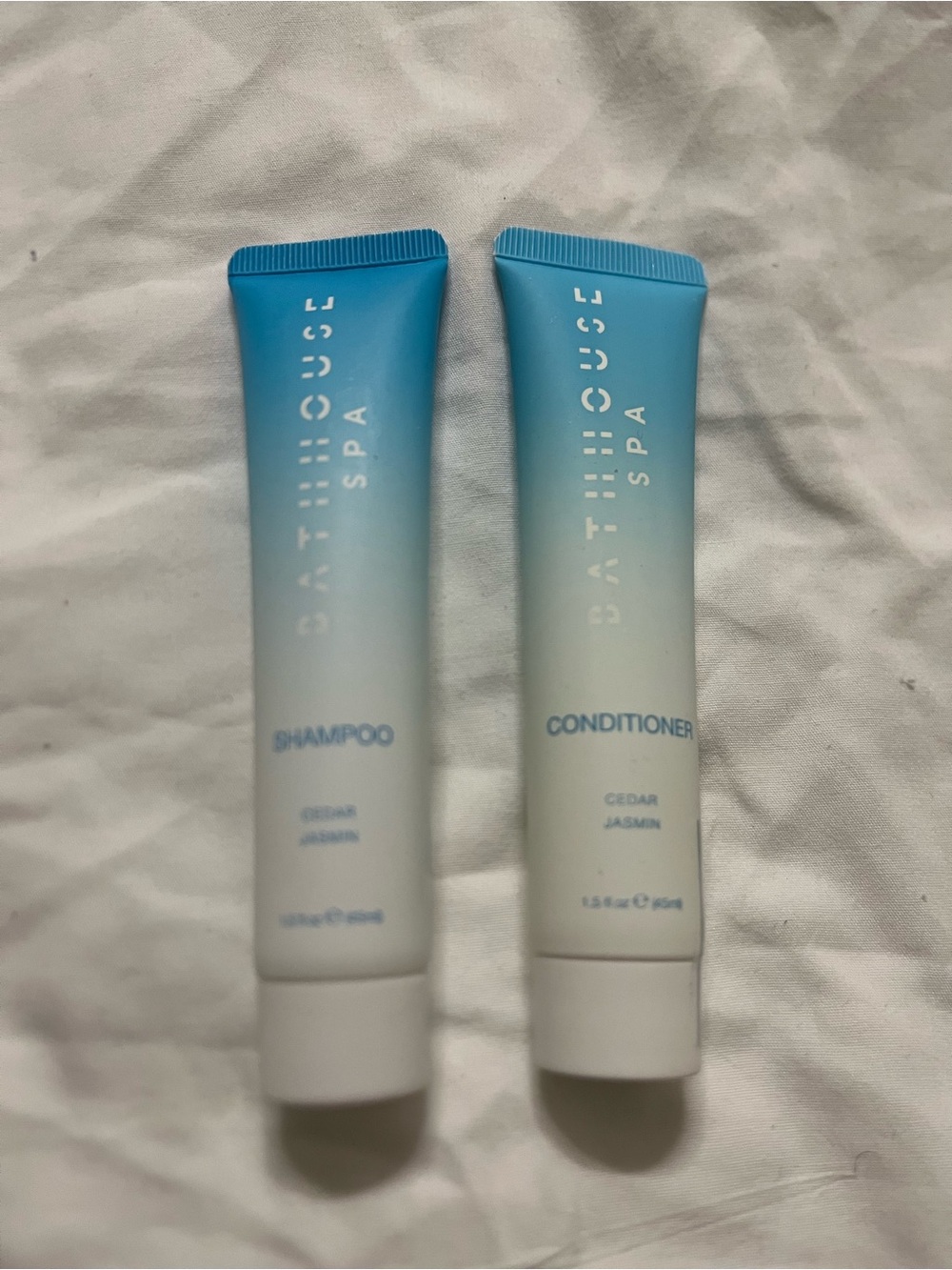 Bath House Spa Cedar Jasmine Shampoo & Conditioner Set - Delano Las Vegas